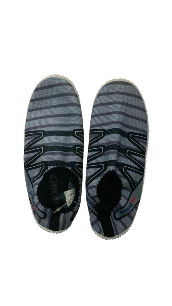 Sea shoes