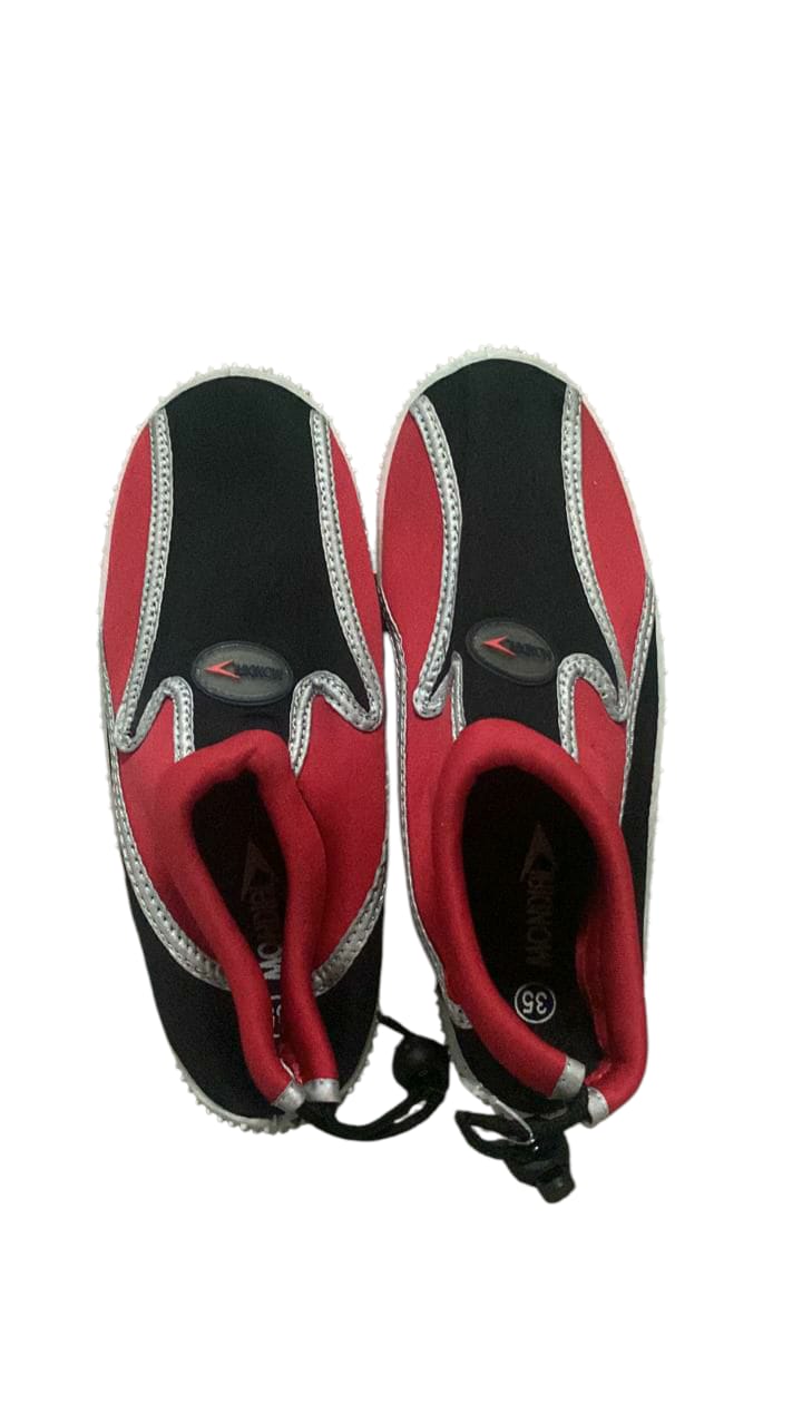 Sea shoes