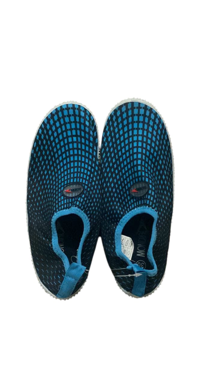 Sea shoes